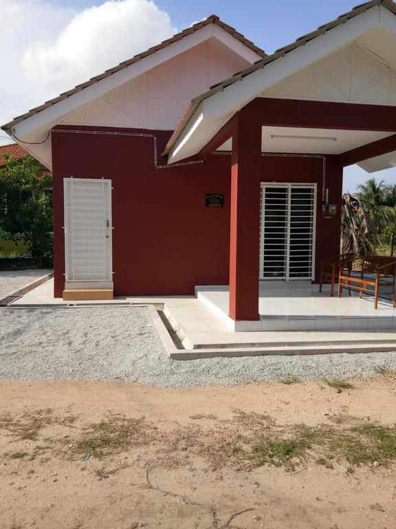 Homestay Azmi Zita Kuala Terengganu Exterior foto